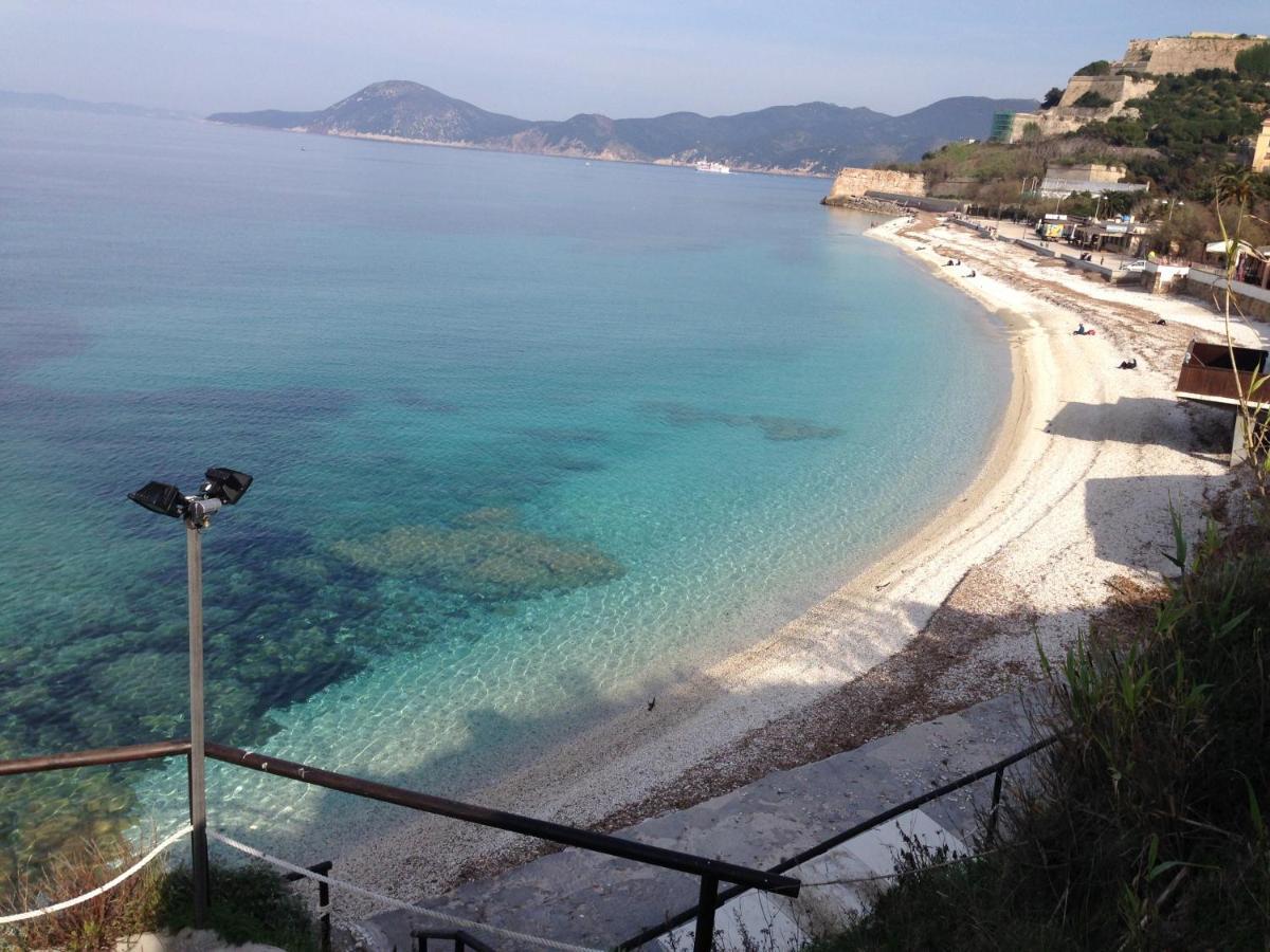 Hotel Villa Ombrosa Portoferraio Dış mekan fotoğraf