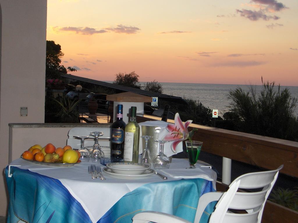 Hotel Villa Ombrosa Portoferraio Dış mekan fotoğraf