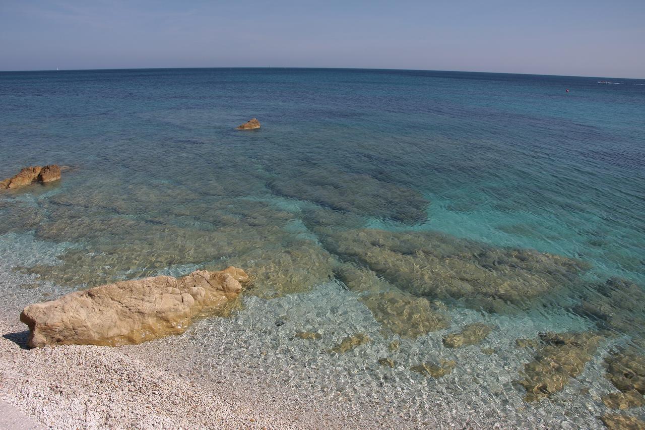 Hotel Villa Ombrosa Portoferraio Oda fotoğraf